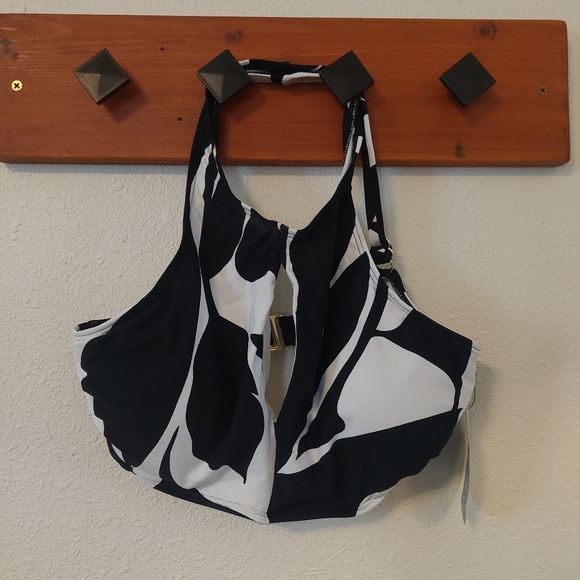 Mynah High neck swim top - Picture 2 of 6